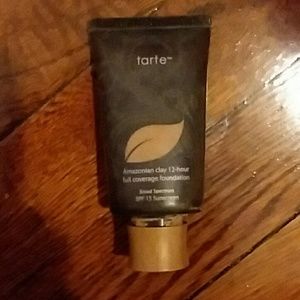 Tatre Amazonian Clay Foundation